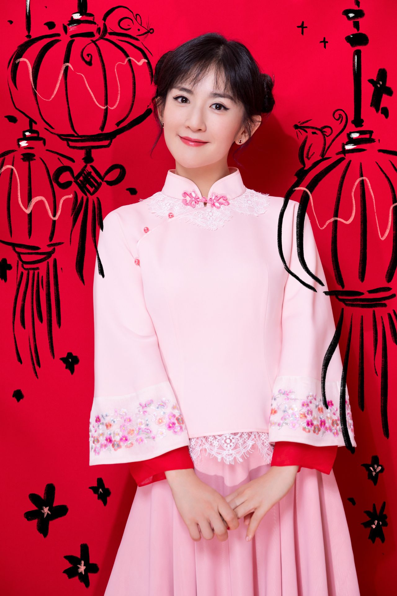 谢娜中国风造型亮相央视春晚小品复古典雅点亮冬日浪漫