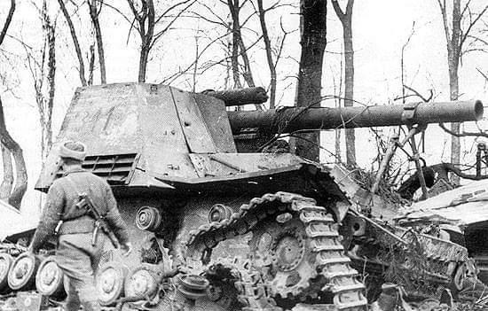 雅西奇西瑙攻势导致罗马尼亚投进了苏联为首的同盟国家庭