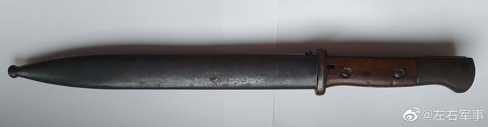原品二德98k刺刀,早期木柄不对号,烤蓝完整。|原品|木柄|对号_新浪新闻