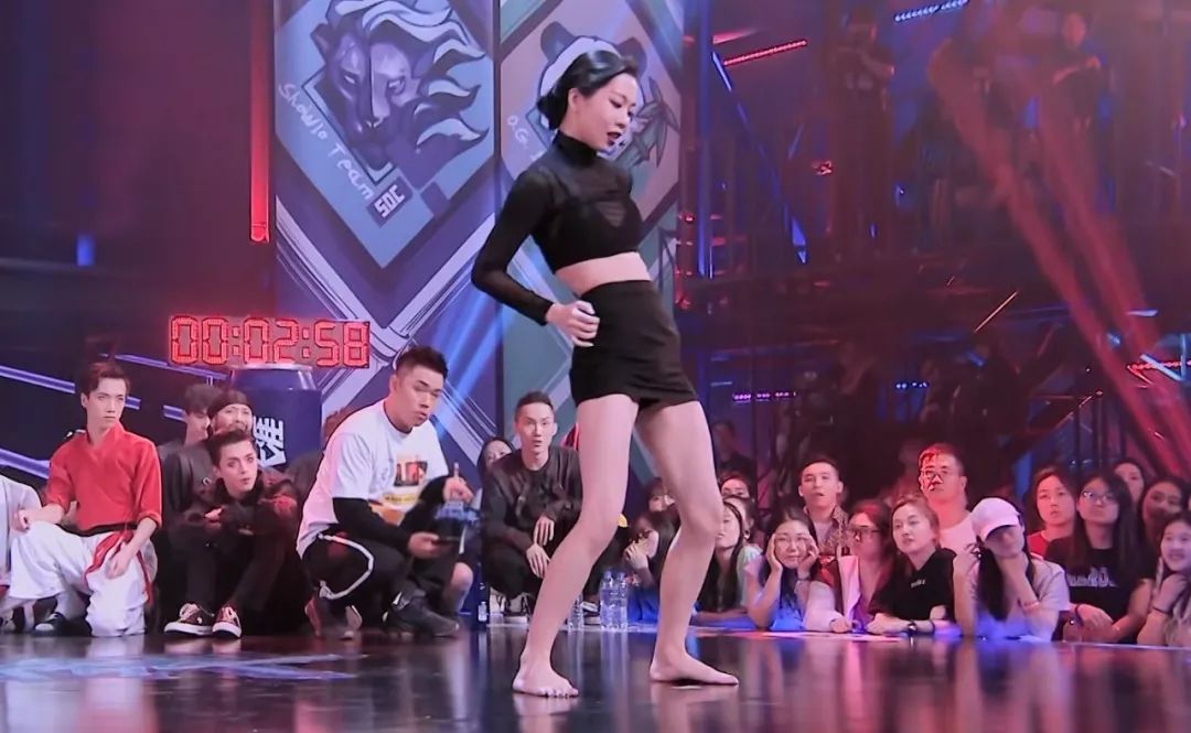 想过这季这就是街舞会有女舞者进总决赛但没猜到会是她