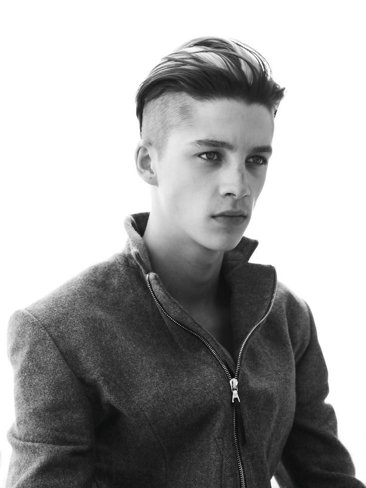 ash stymest 男模中亚文化感很强的一位 纹身自成一派|男模|纹身|中亚