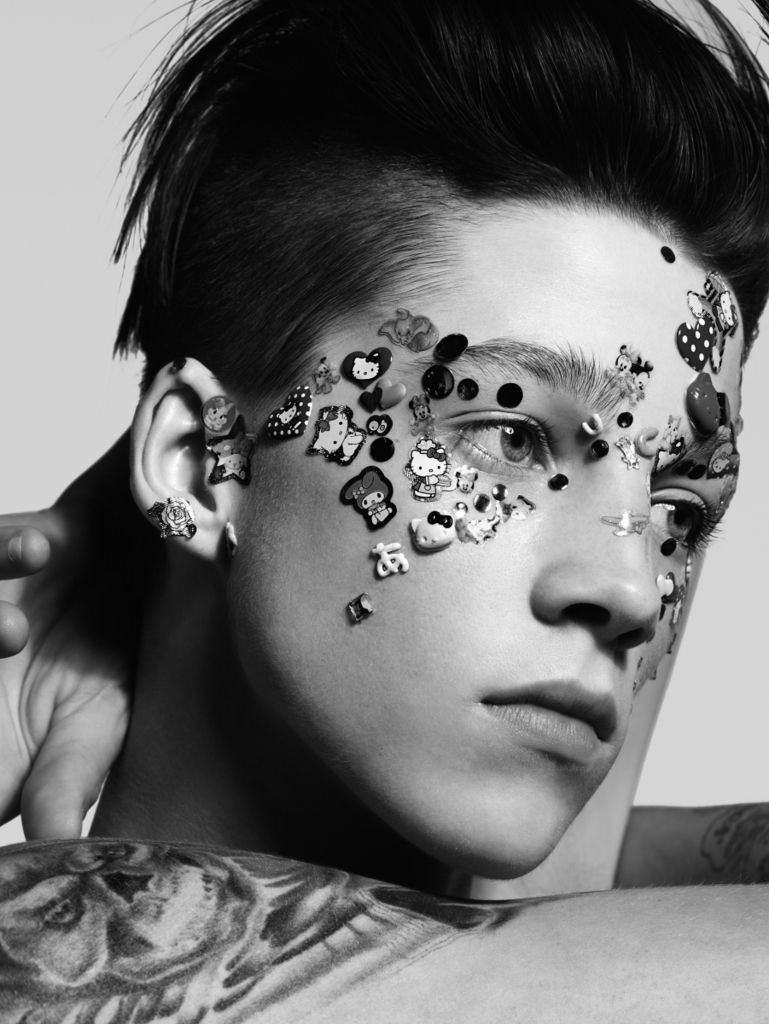 ash stymest 男模中亚文化感很强的一位 纹身自成一派|男模|纹身|中亚