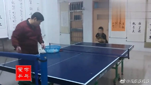 乒乓球教学:王皓教你直拍勾手发球,讲解和实战