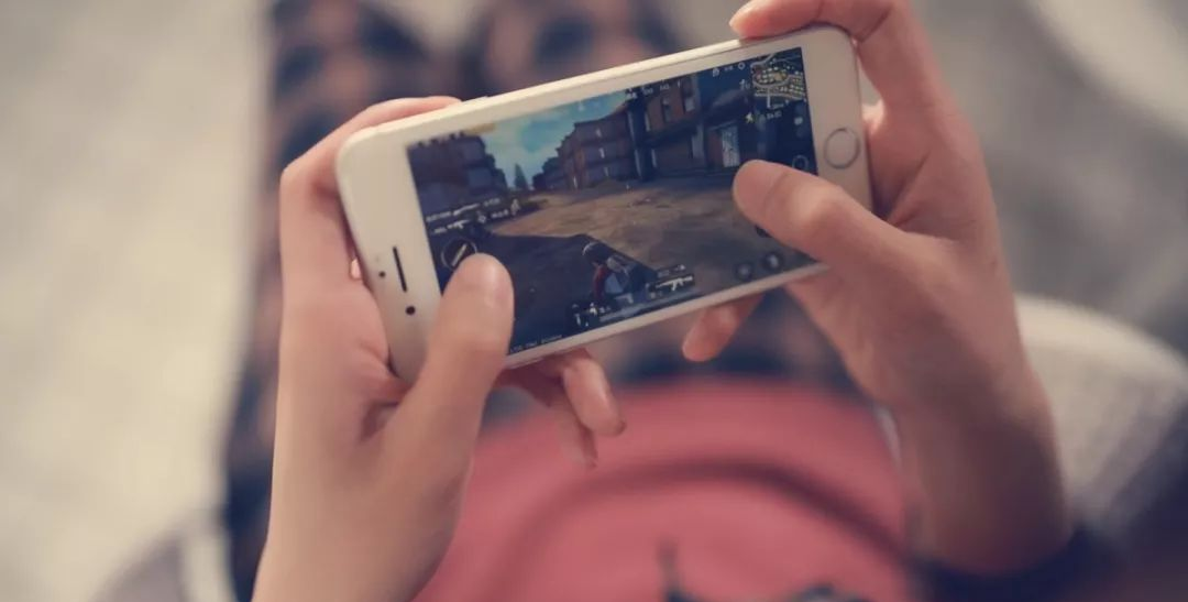 刺激战场没了，一份爆香的辣子鸡让你重返战场开黑的甜蜜日常