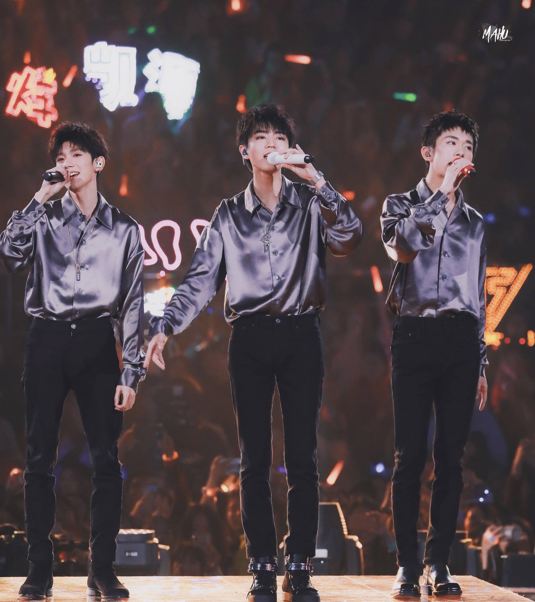 tfboys橙海登上湖南卫视,并和何炅汪涵同框,小凯反应很甜