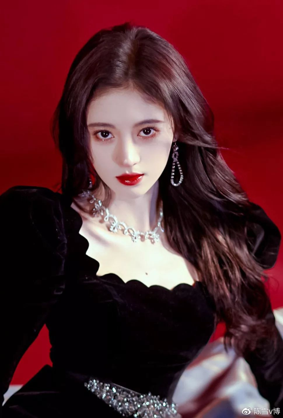 林小宅杨超越粉丝对撕,benny内涵李佳琦翻车,最美网红是小偷?