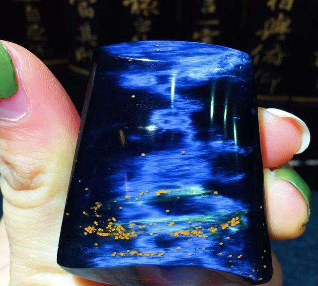 万象奇异魔彩,为啥在我国却反响平平|纳米比亚|木变石|彼得_新浪新闻