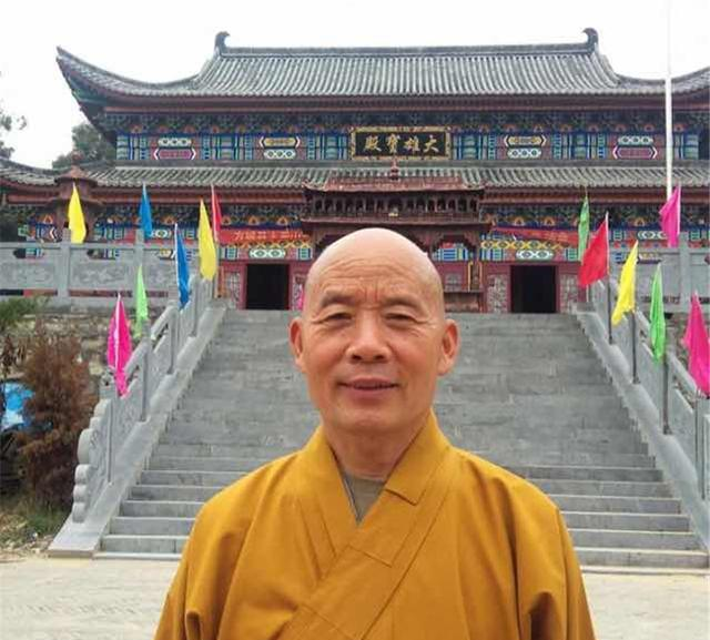 护国普严禅寺当今住持僧隆正法师与民国末年主持僧本让禅师,皆是临济