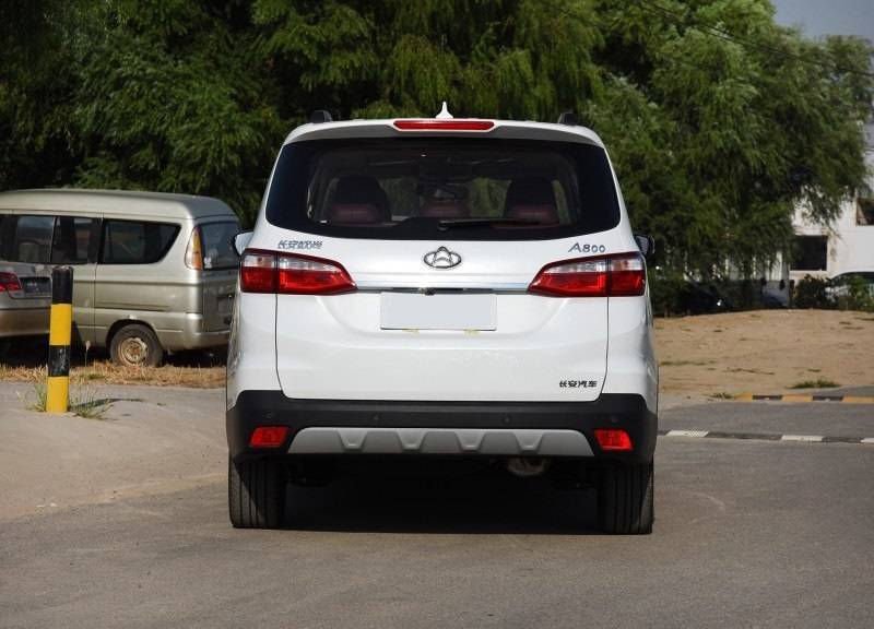 宝骏730和长安欧尚a800同为mpv,谁的空间更大更实用?