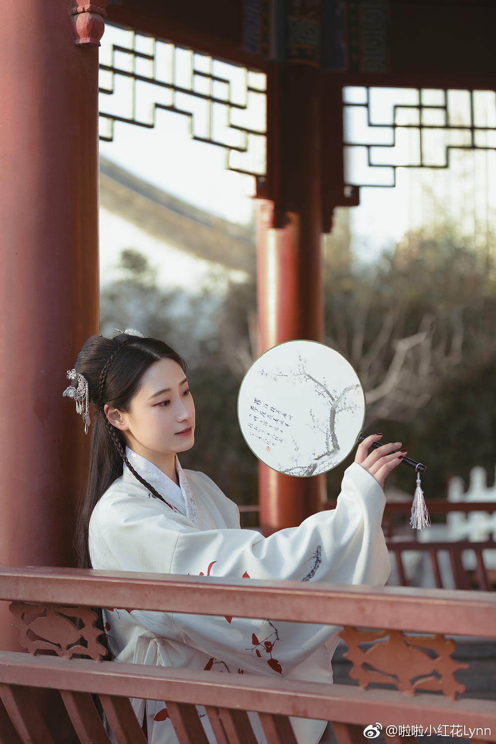 手如柔荑,肤如凝脂|柔荑|蝤|蛴_新浪新闻