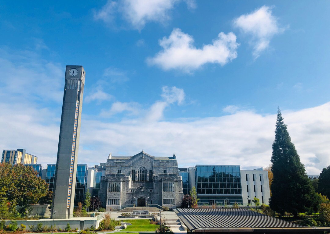 去ubc英属哥伦比亚大学观光 上午朋友带我们到温西著名的ubc英属