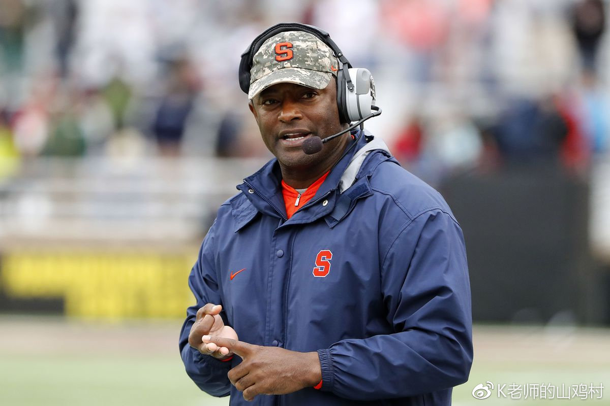 当今大学橄榄球界最棒的十五个教练