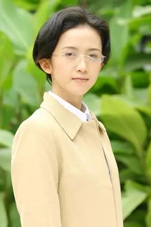 演姐妹走红,今一人成亿万富婆,她却销声匿迹|苗乙乙|彭心宜|金婚_新浪