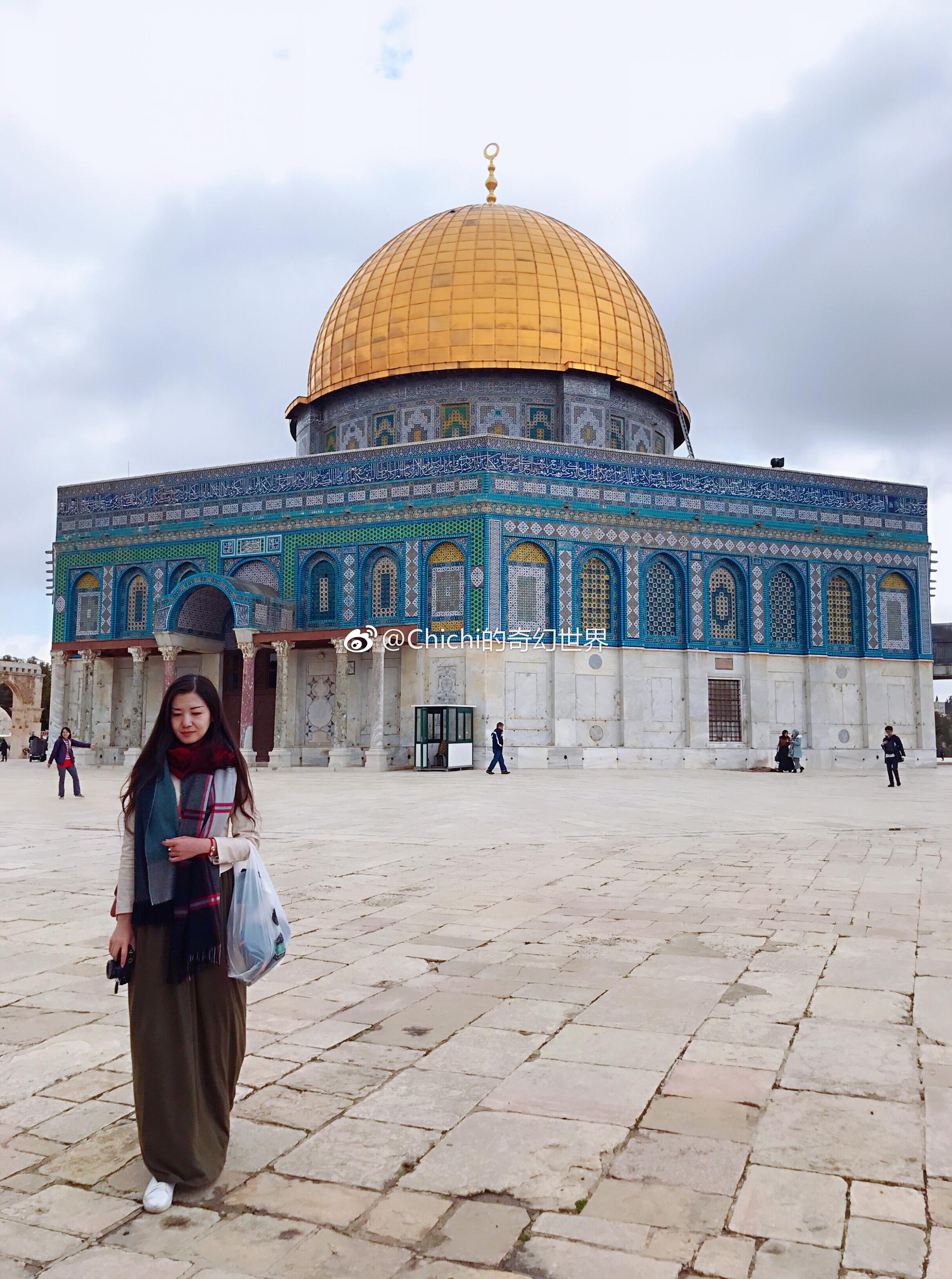 耶路撒冷的圣殿山(temple mount)圆顶清真寺距离西墙(哭墙)不远