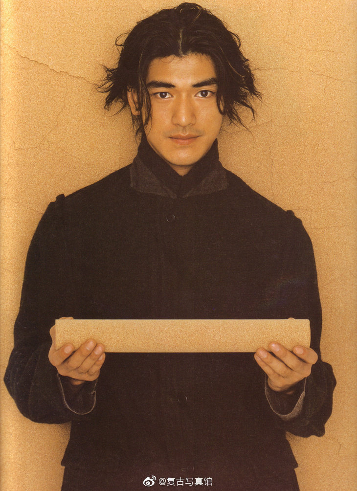 金城武 1998_新浪新闻