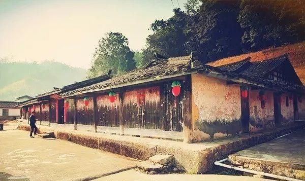 龙岩"千年雨村",是这里吗?