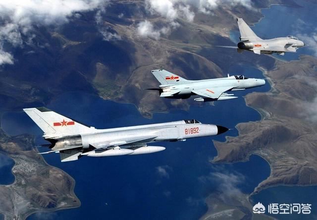 中国现役的二代战机还有多少?