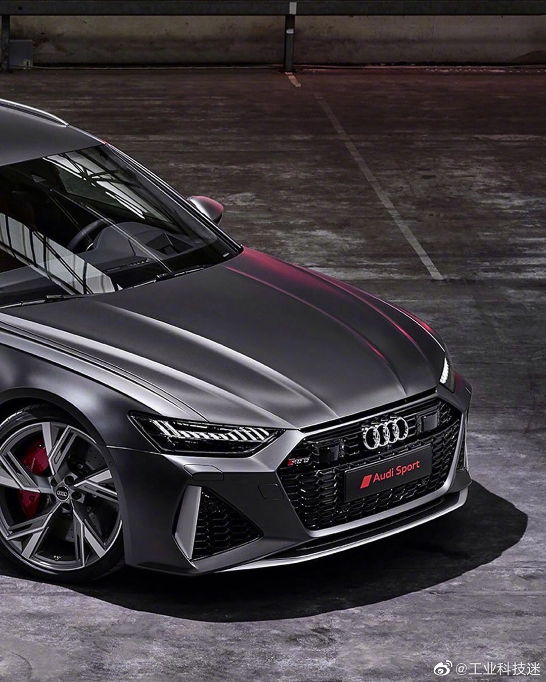 2020年款奥迪rs6 官方发布照片,你有想买的冲动吗?