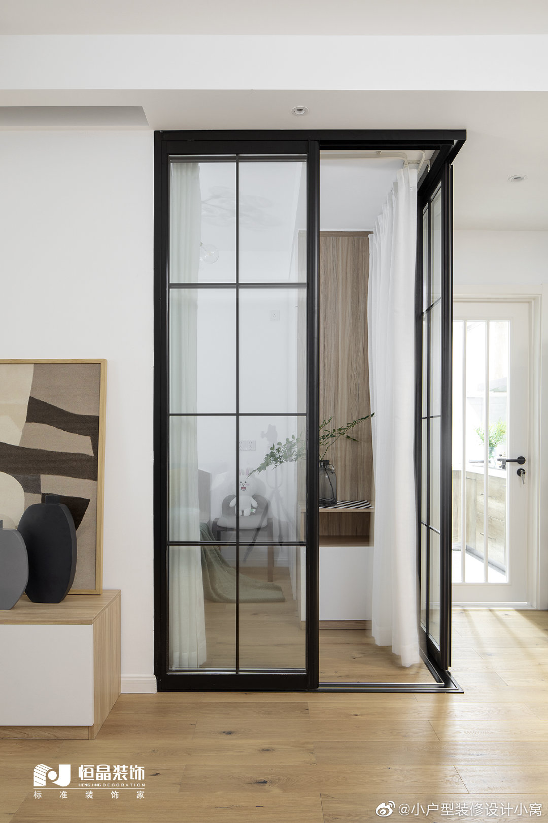 黑框玻璃门,提升居家颜值的设计