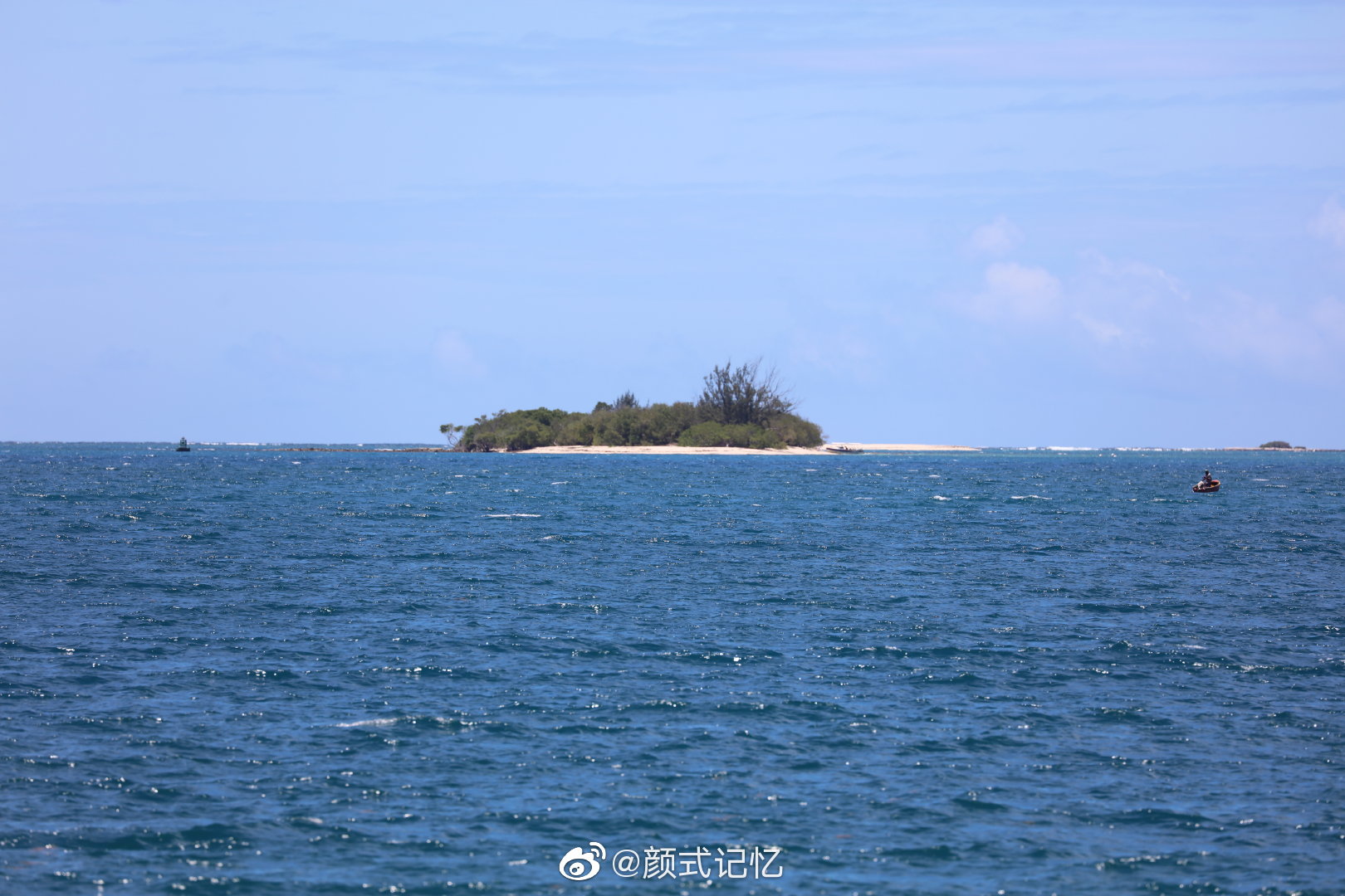 这绿岛 象一只船……一一看海 金斯敦港外海湾(游牙买加首都金斯