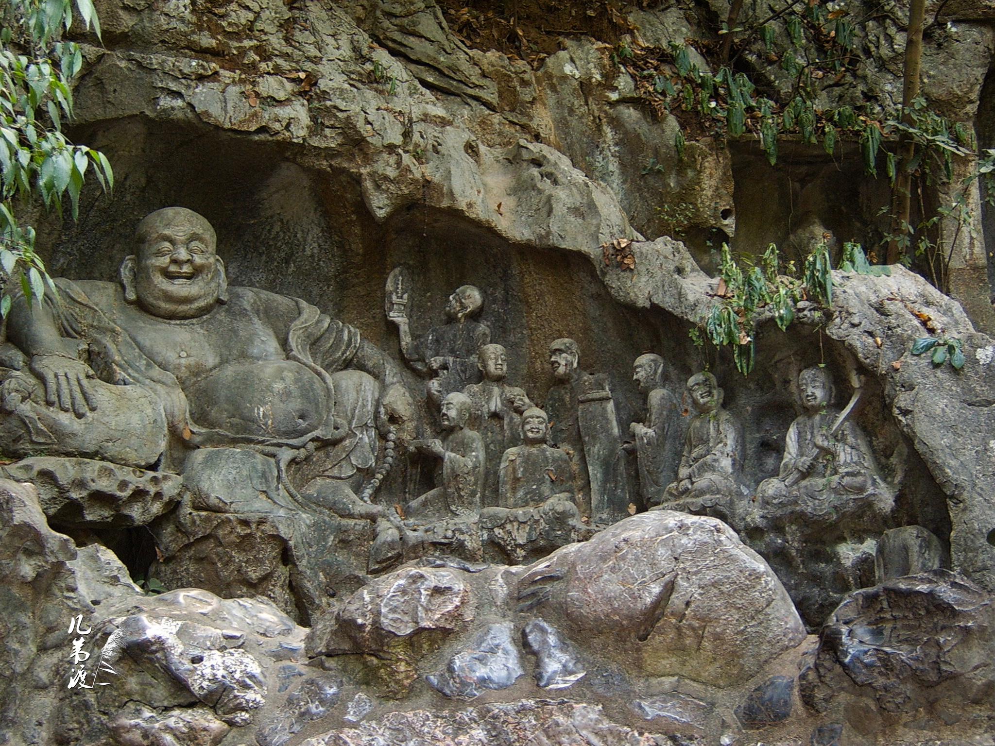 又名灵鹫峰,山高168米