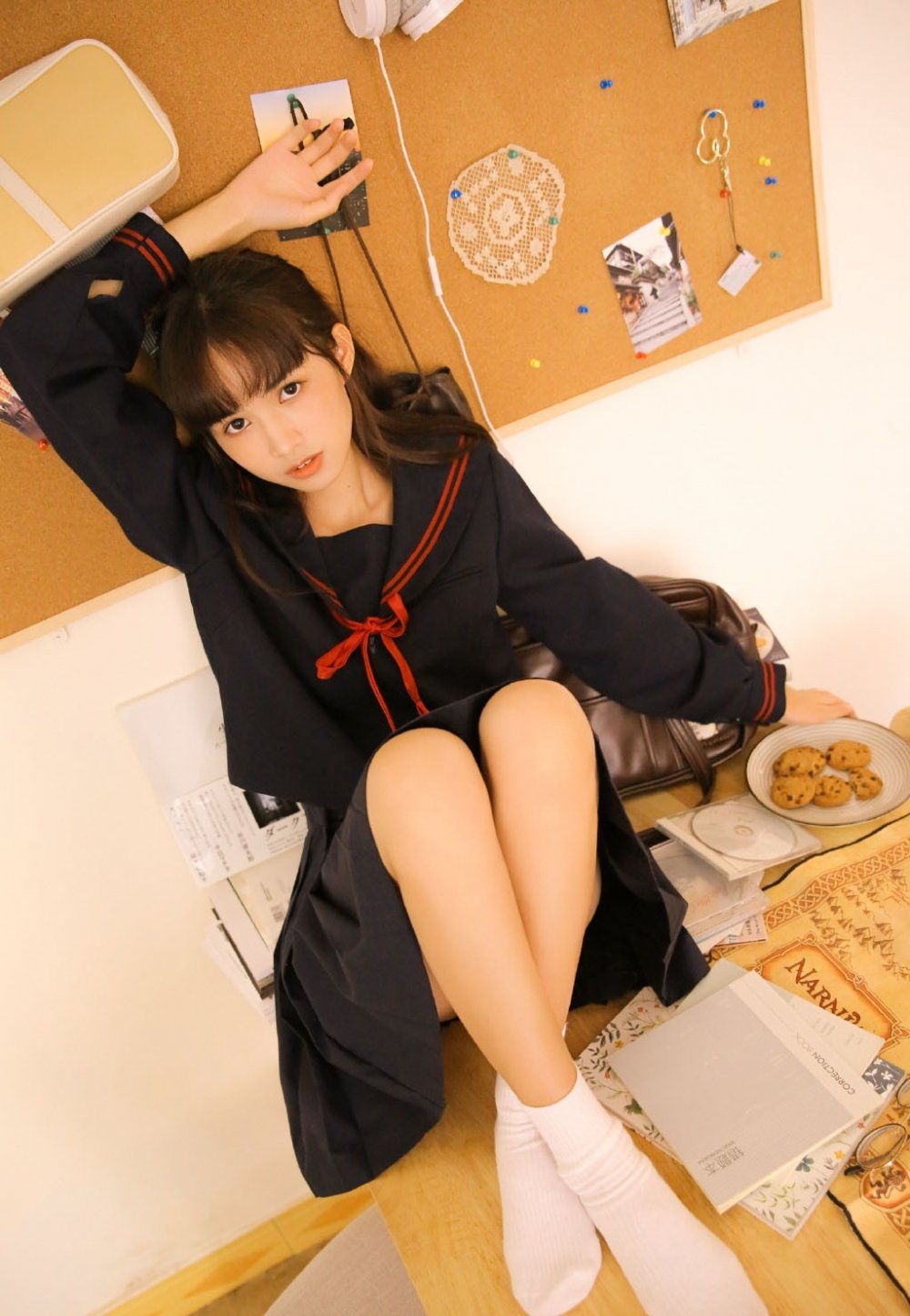 00后清纯少女甜美阳光jk制服白嫩美腿私房唯美写真集