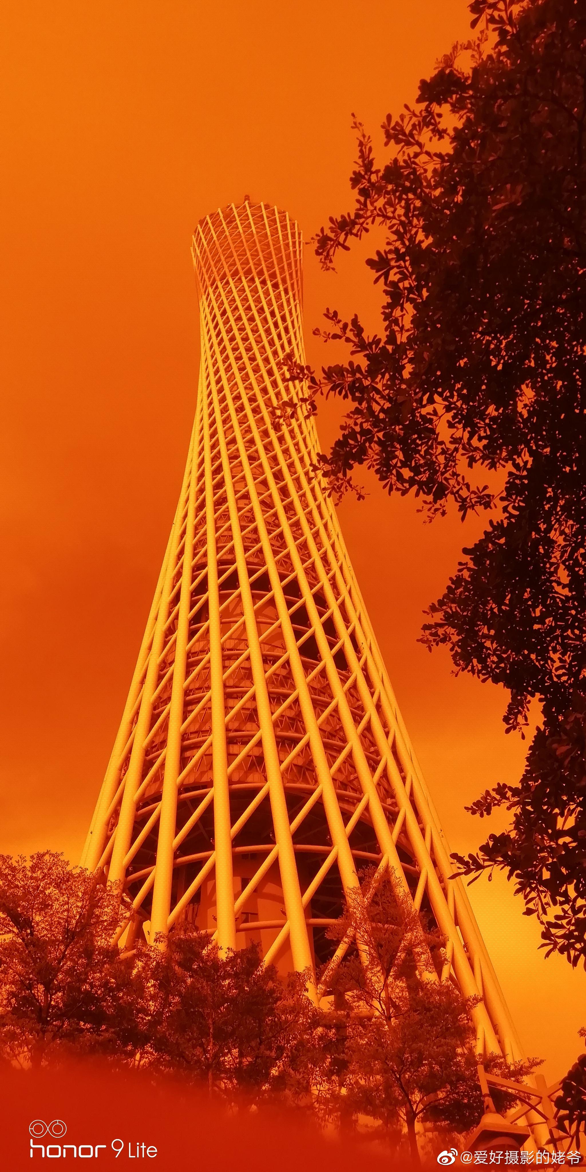 换乘地铁去了广州塔手机随拍加橙色镜片最后二张