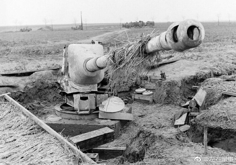二战德军阵地上的一门88毫米反坦克炮