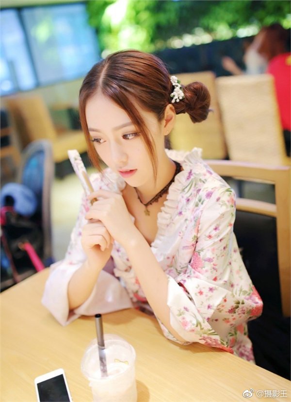 如有关于作品内容,版权或其它问题请于作品发表后的30日内与新浪看点