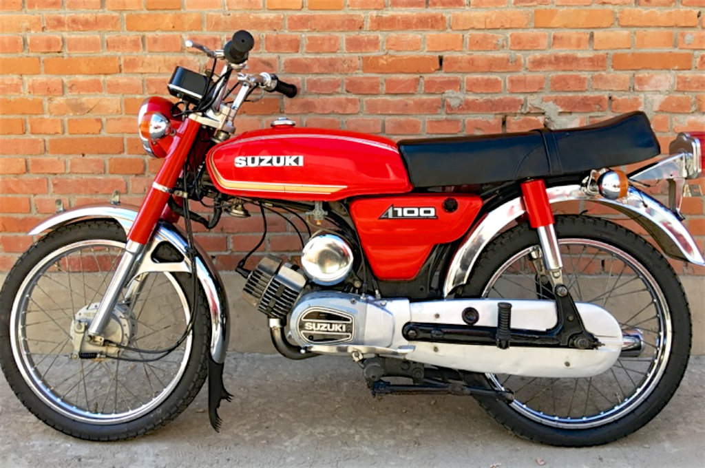 八十年代的日产摩托车.摄影资料:google