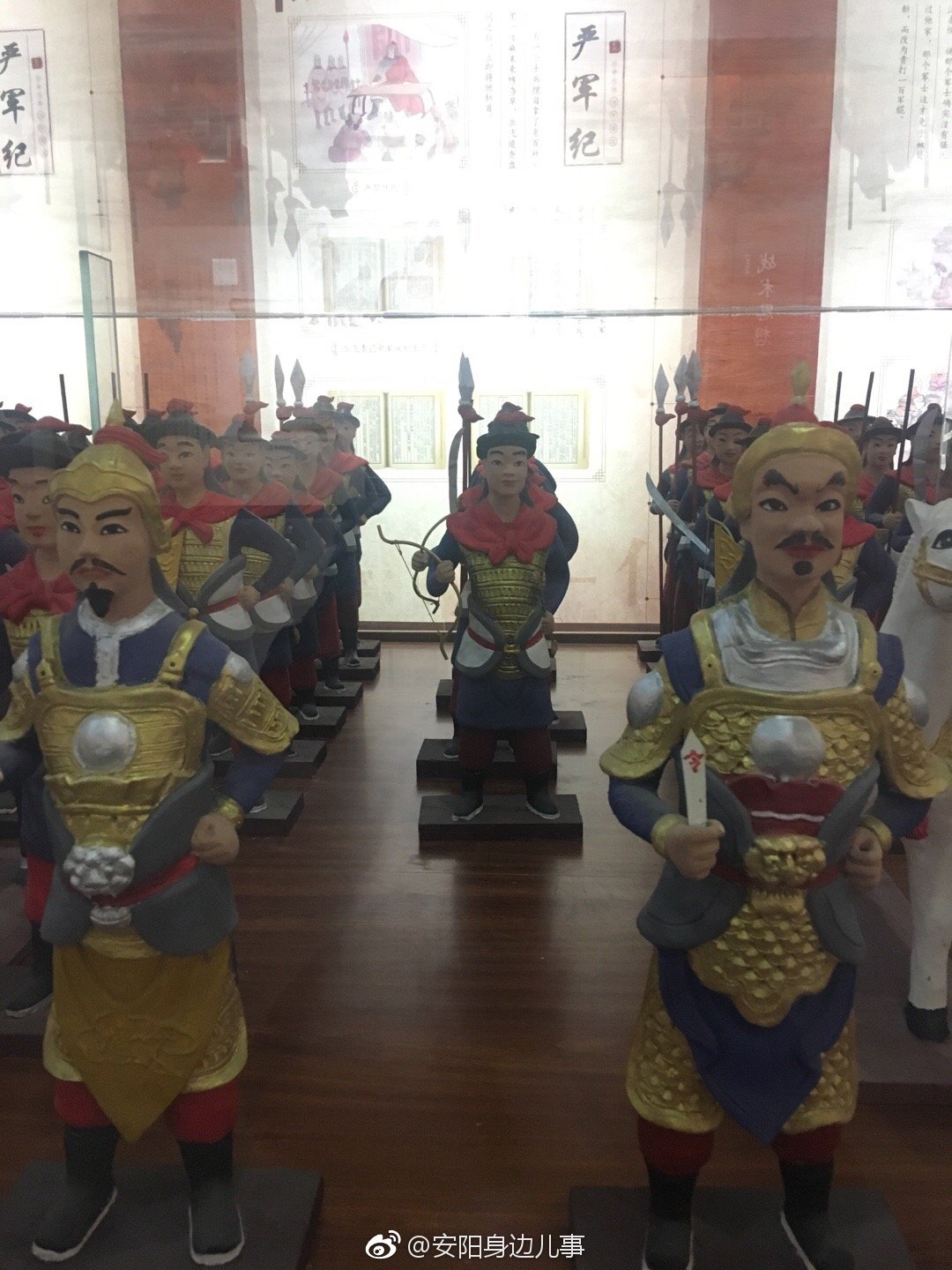 岳飞庙秦桧跪像历史由来|岳飞庙|秦桧|岳飞_新浪新闻