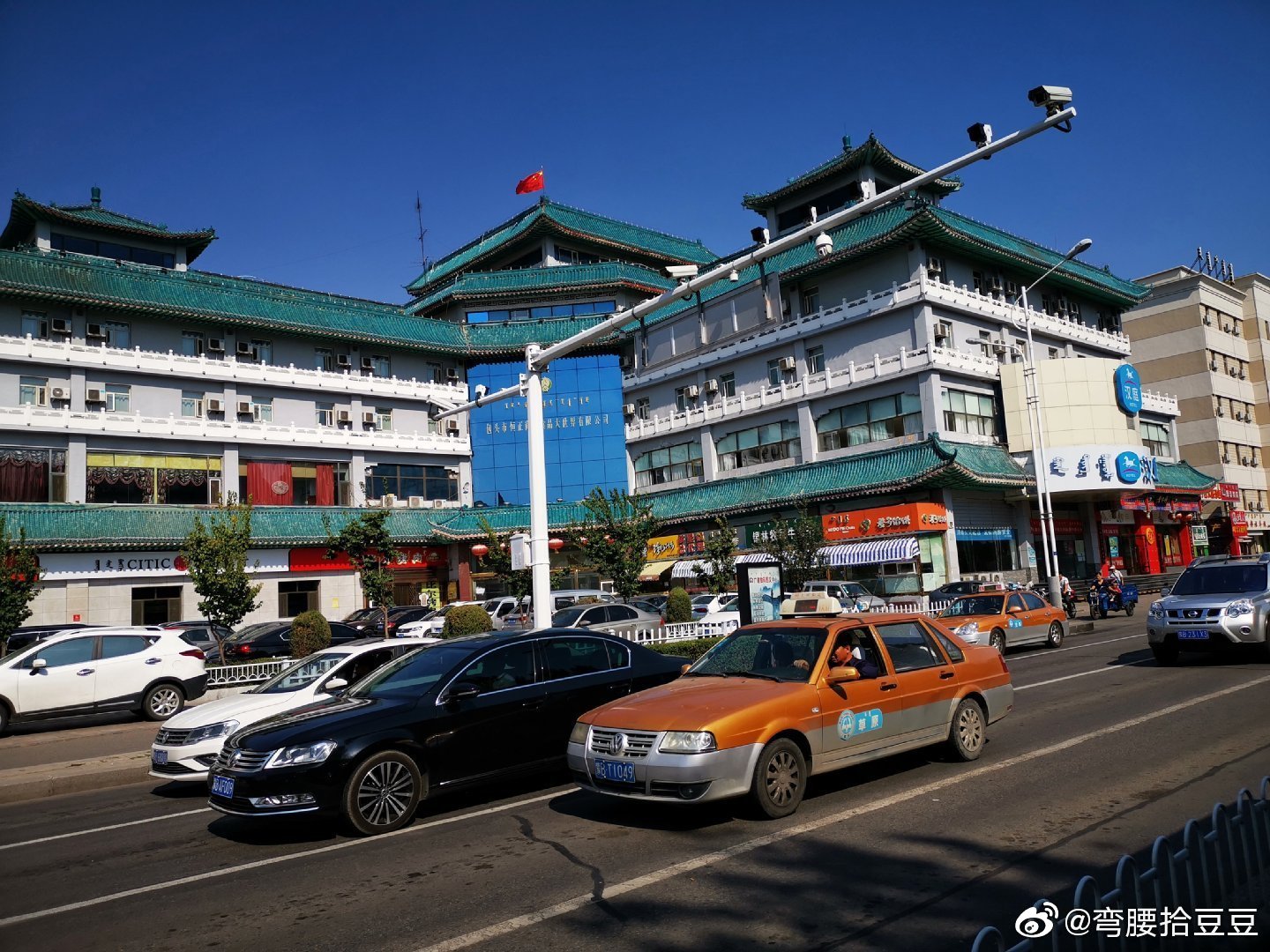 印象包头街景随拍(二)走过的路 看到的街景 随走随拍