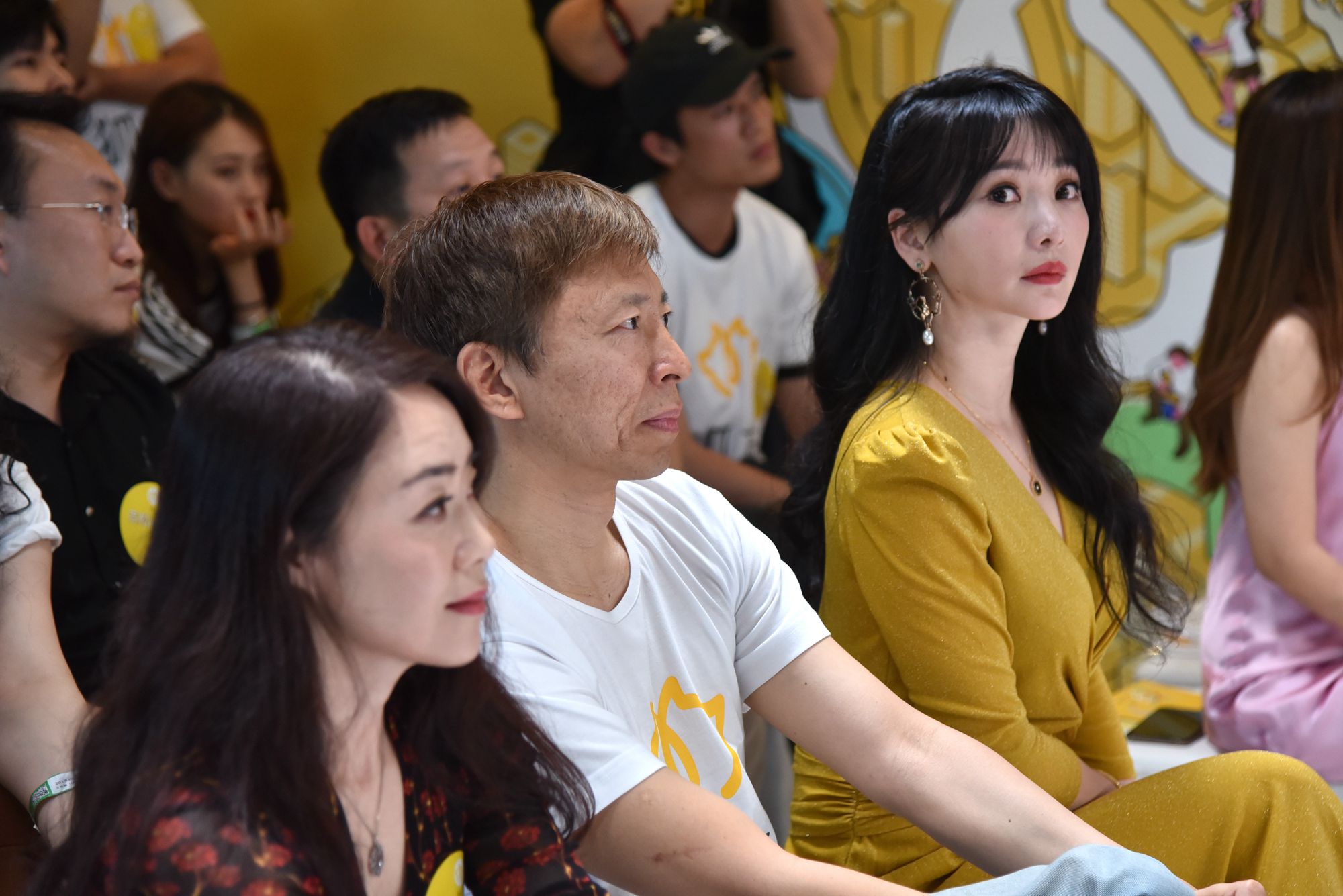 搜狐发布会现场张朝阳像个邻家大男孩柳岩领衔嘉宾颜值高