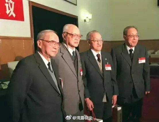 2011年7月21日,"两弹一星"功勋奖章获得者