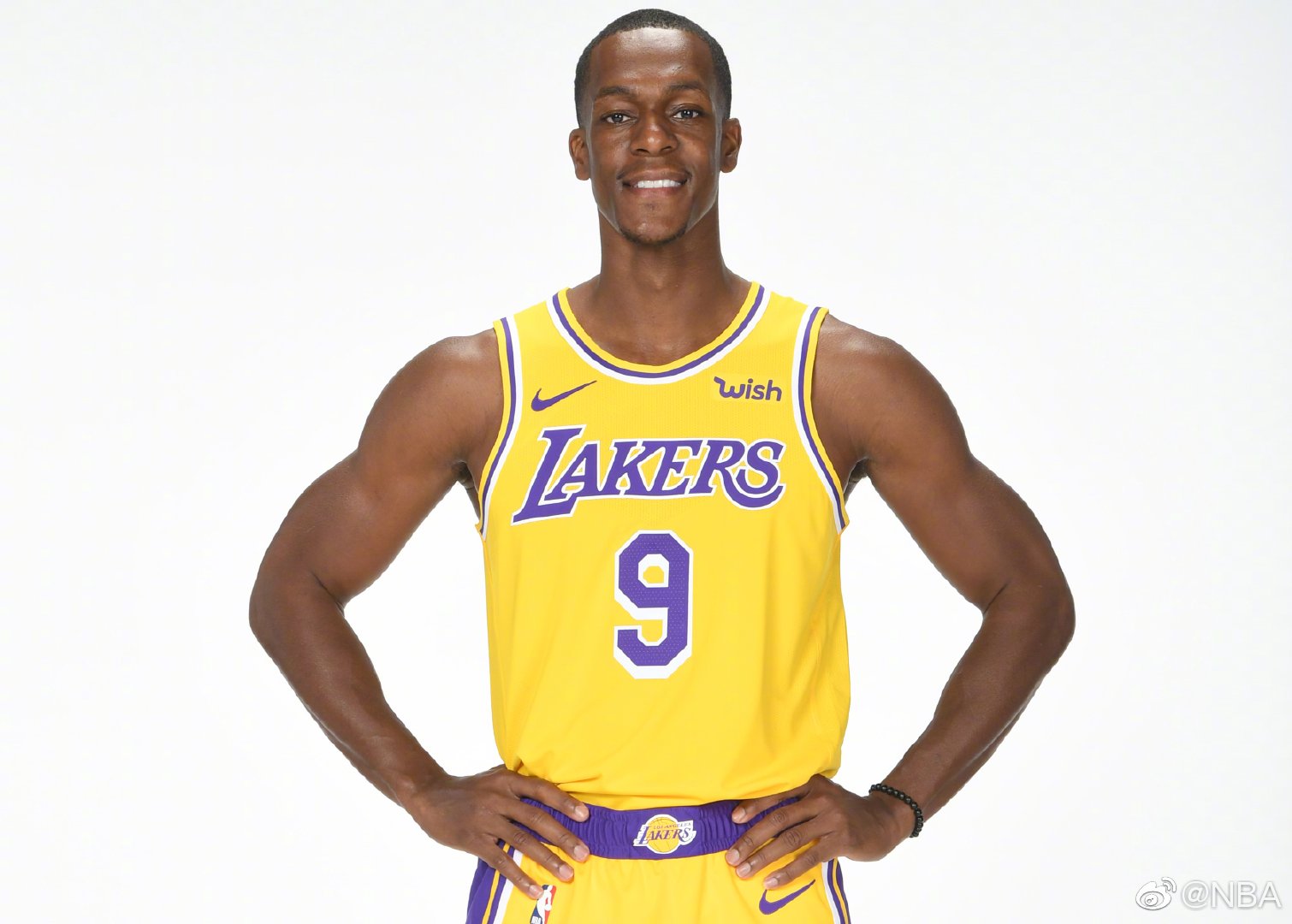 今天是拉简-隆多,杰罗姆-罗宾逊,小佩顿,格拉汉姆以及nba名宿朱利