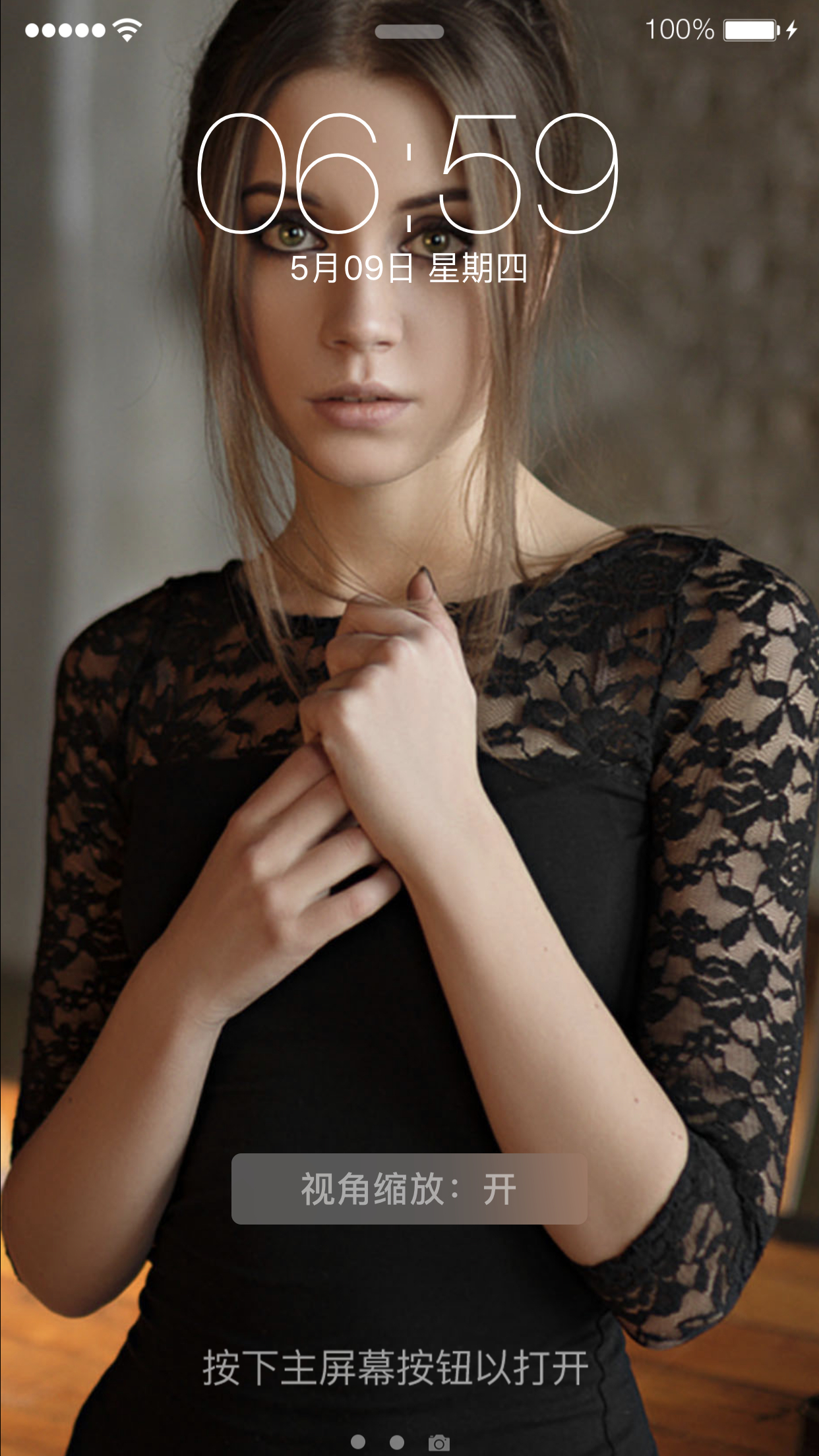 黄头发蓝眼睛神秘又迷人高清无码的壁纸关注评论就给你哦