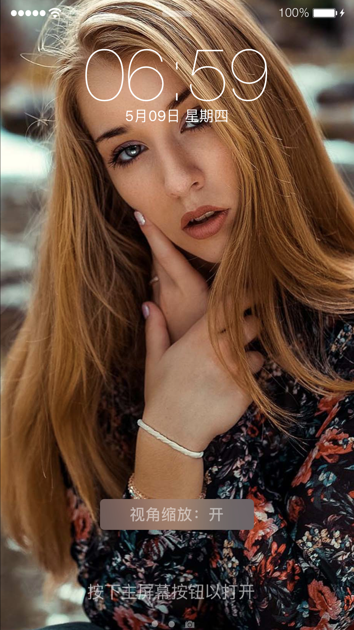 黄头发蓝眼睛神秘又迷人高清无码的壁纸关注评论就给你哦