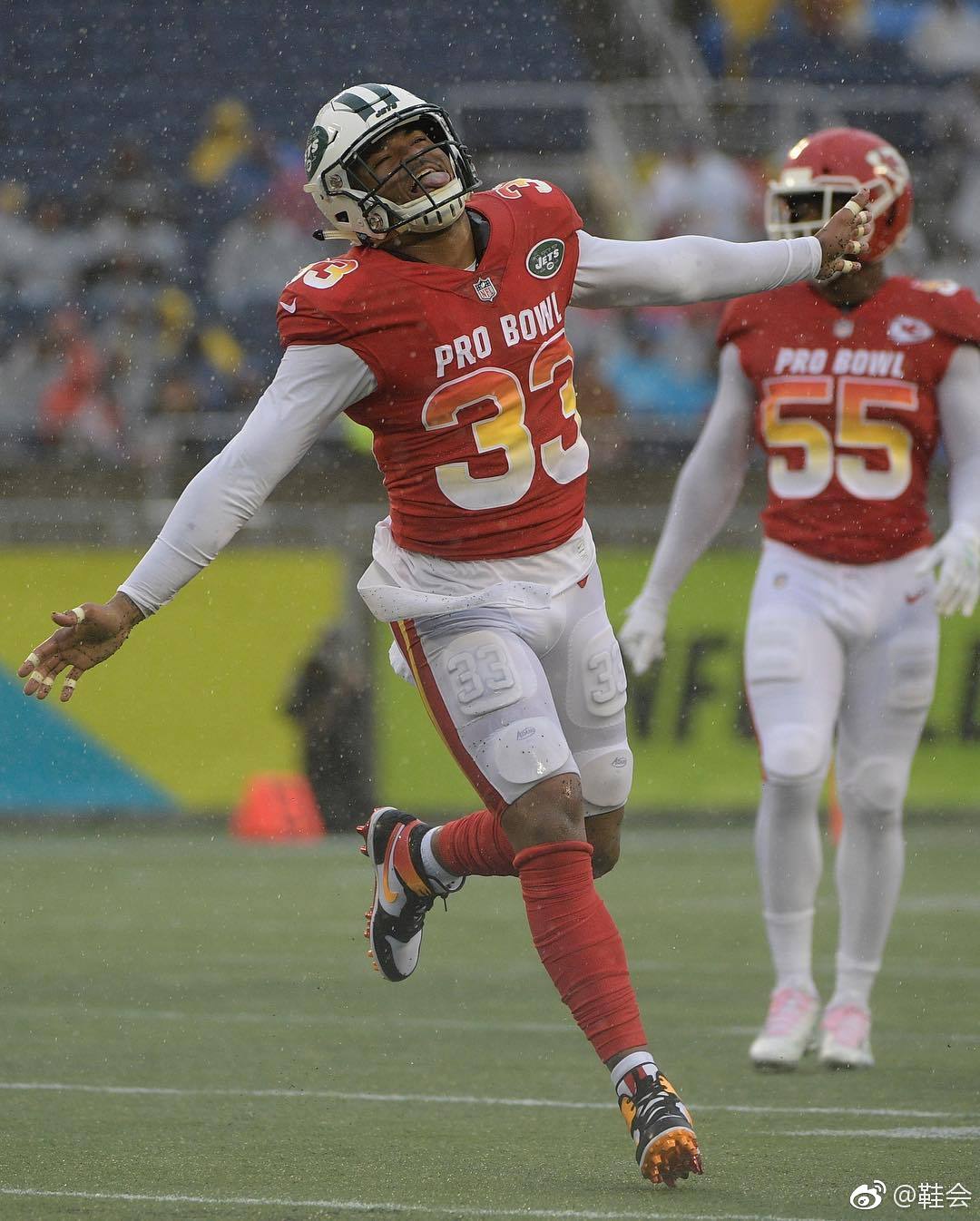 jamal adams jordan cleats