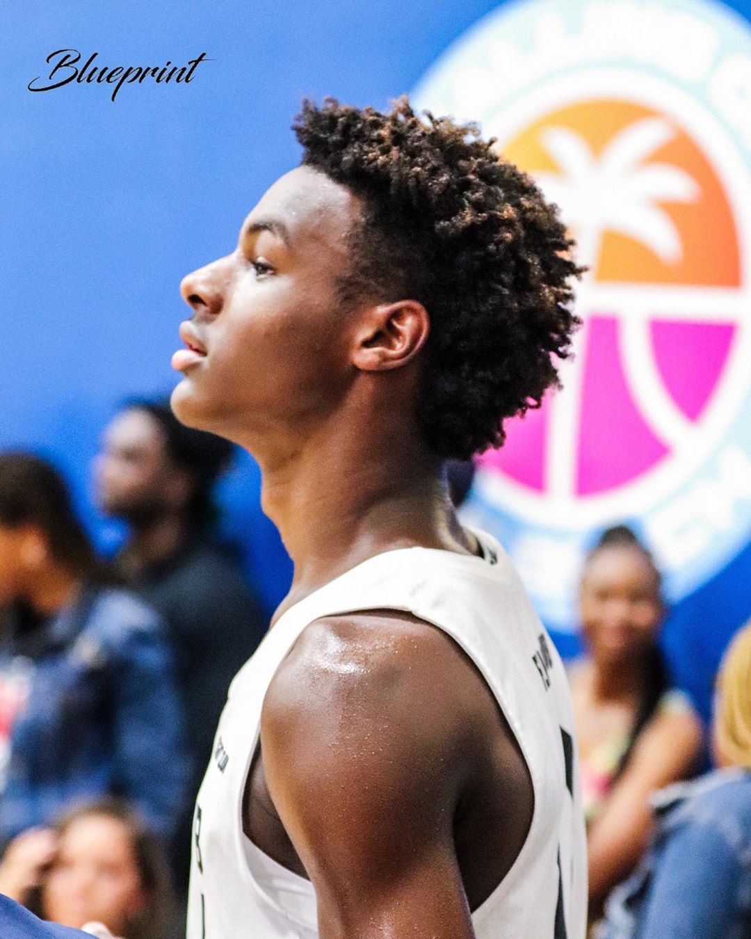 bronny赛场帅照一组!