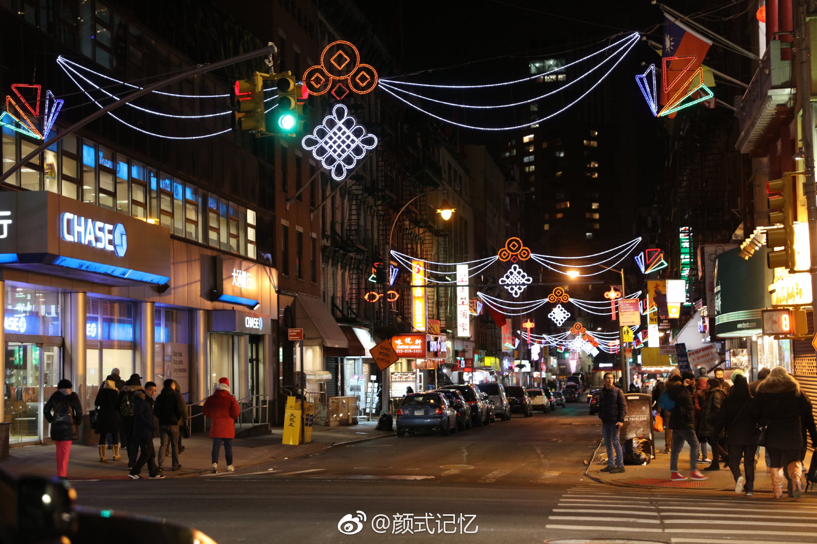 冷夜唐人街一一纽约曼哈顿唐人街夜色(游美国