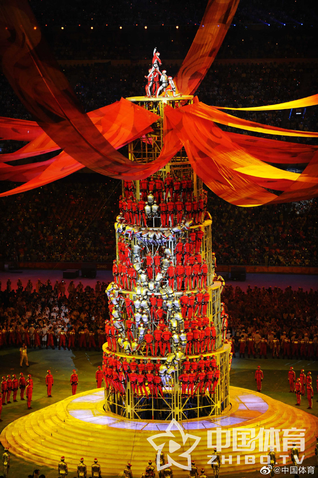 11年前的今天,北京奥运会圣火在北京国家体育场的主火炬塔缓缓熄灭