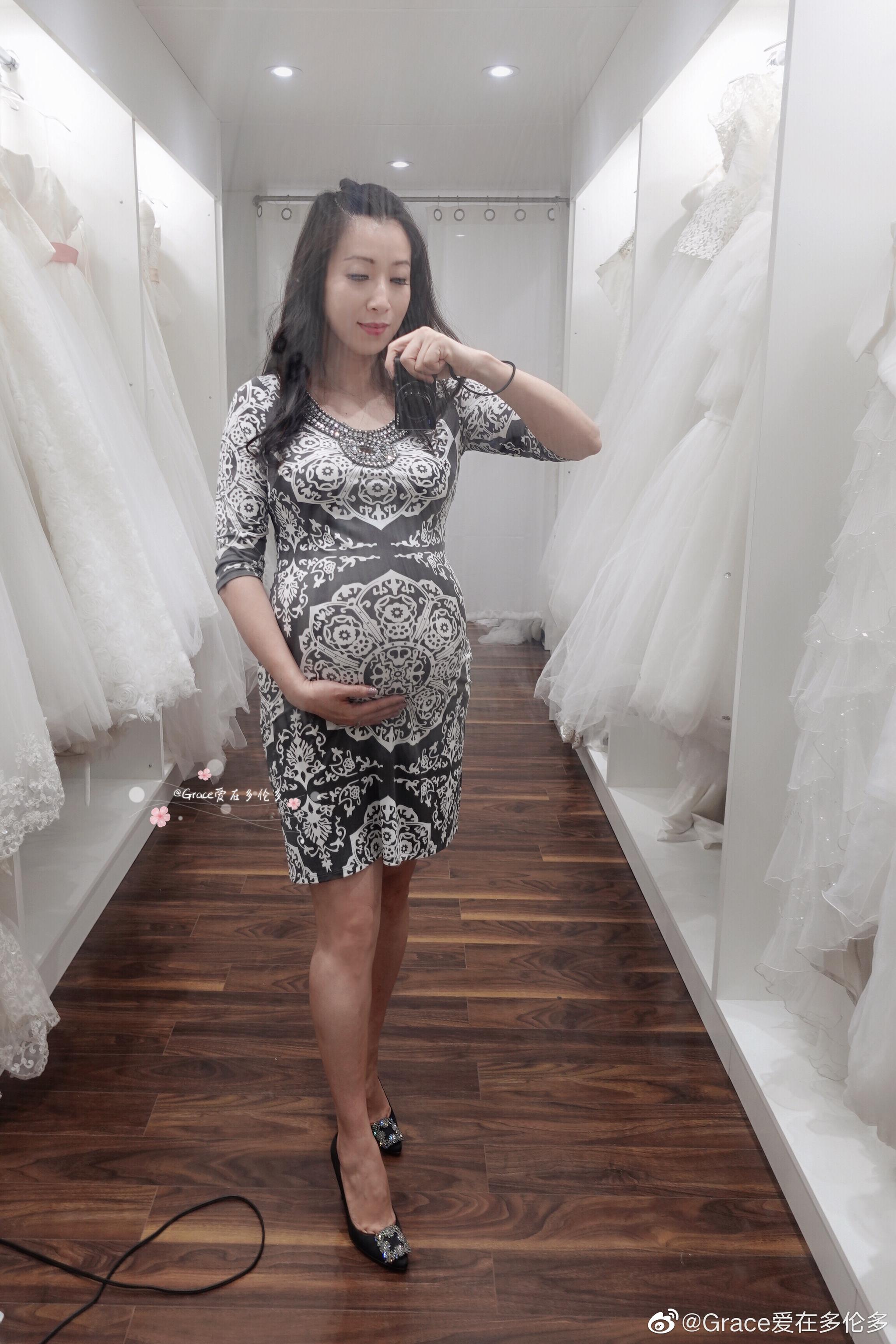 二胎孕照拍好啦,四套造型都很喜欢.期待正片!