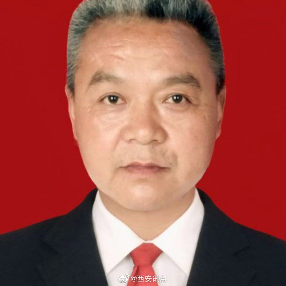 商洛市山阳县一村支书疑聚众赌博遭举报