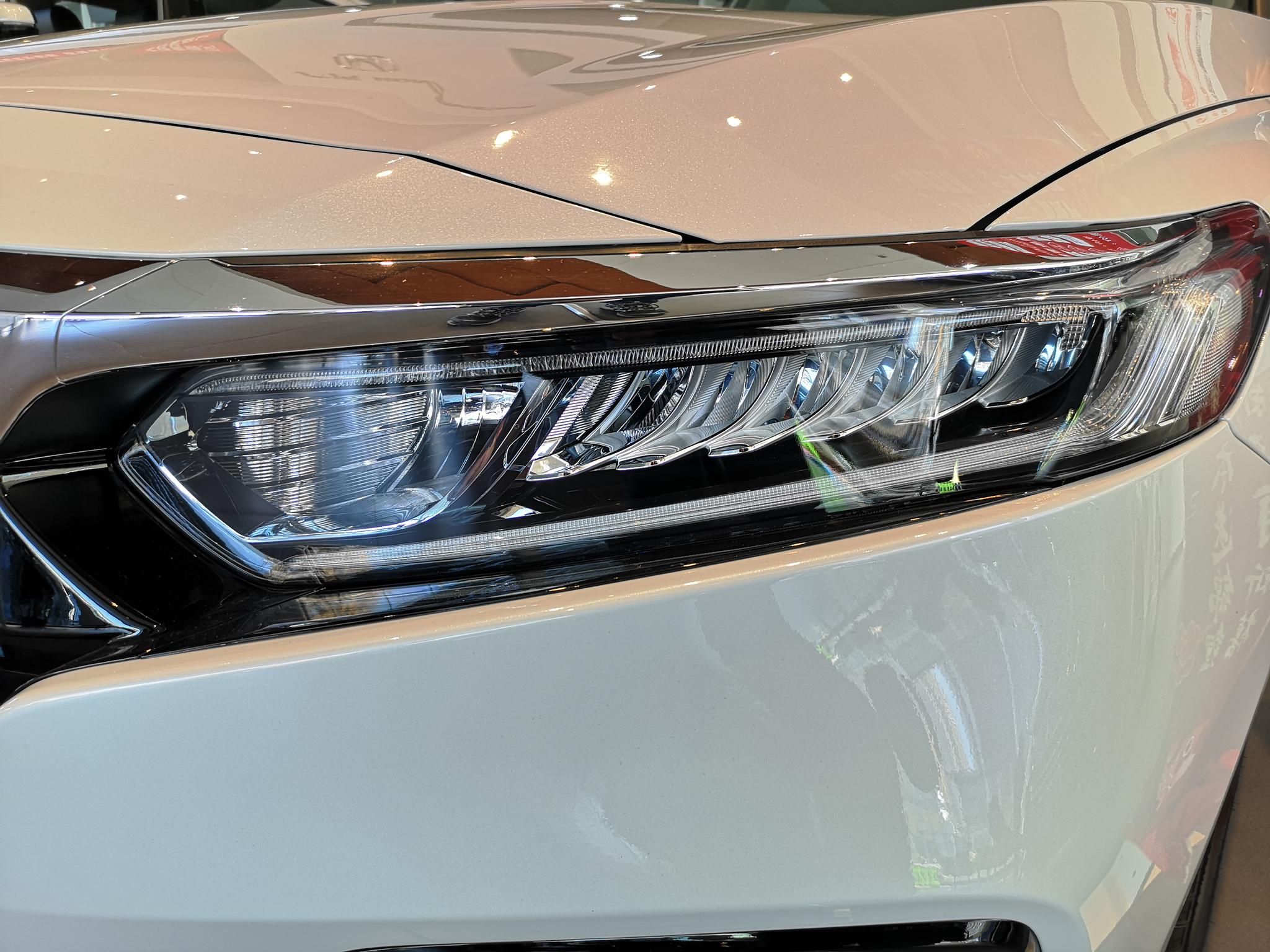 大灯细节屌炸天 到店看本田雅阁锐领版实车