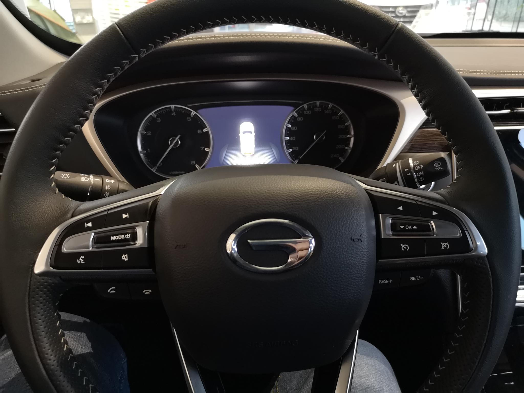 配置改头换面 到店看2019款广汽传祺gs5尊享型