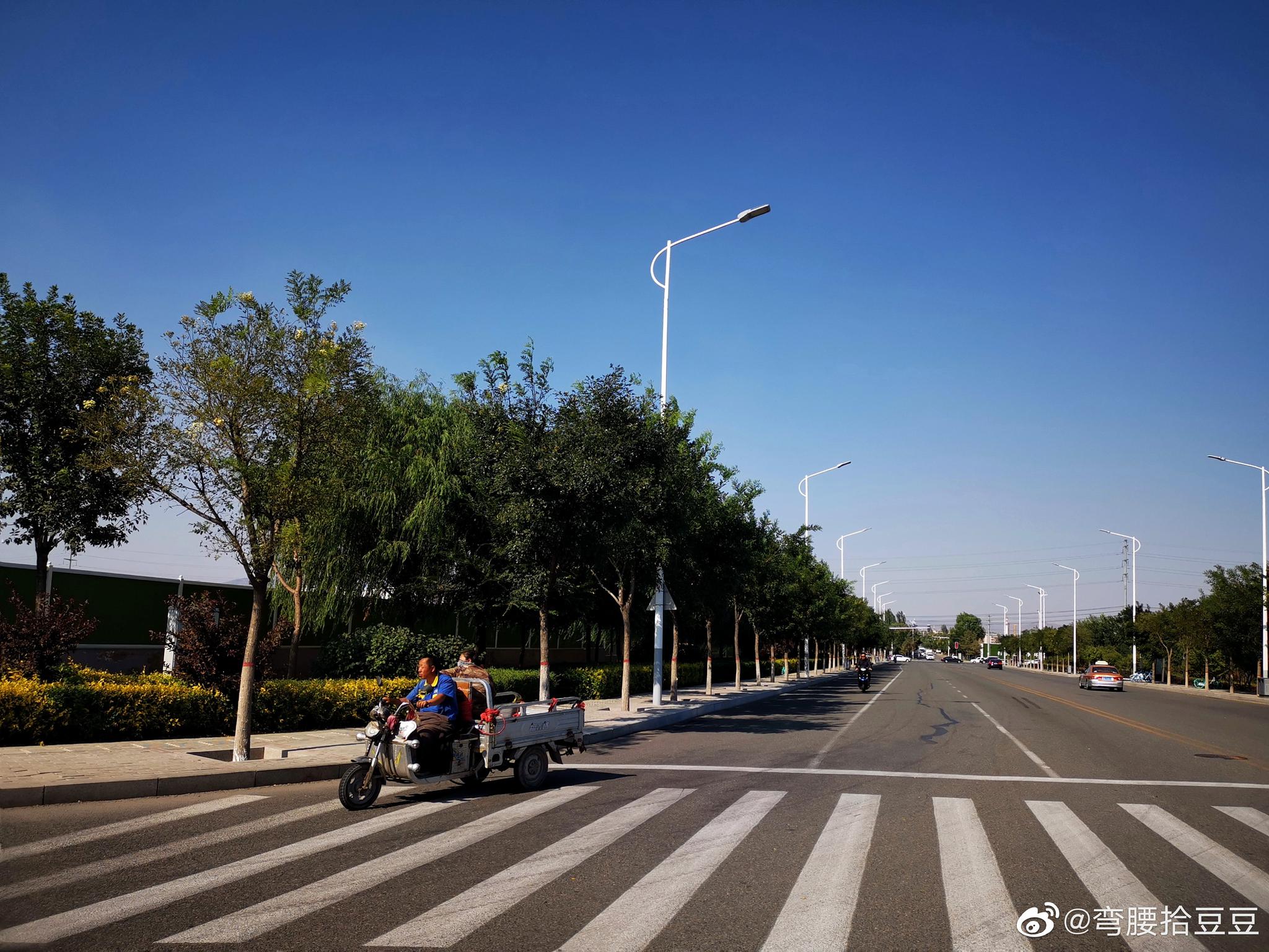 印象包头街景随拍三走过的路看到的街景随走随拍有朋友留言说