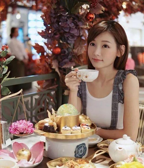 tvb宅男女神同时两部新剧出街备受关注 曾演视后女儿人气急升|简淑儿