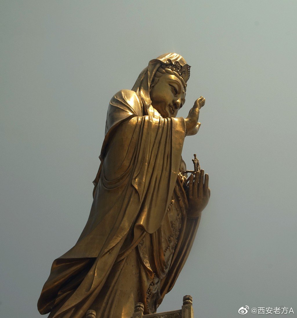 浙江舟山群岛普陀山与山西五台山,四川峨眉山,安徽九华山并称为中国|