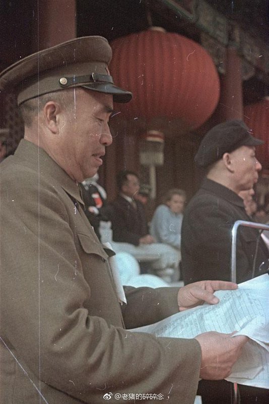 老照片｜解放军总司令朱德同志|朱德|总司令|解放军_新浪新闻