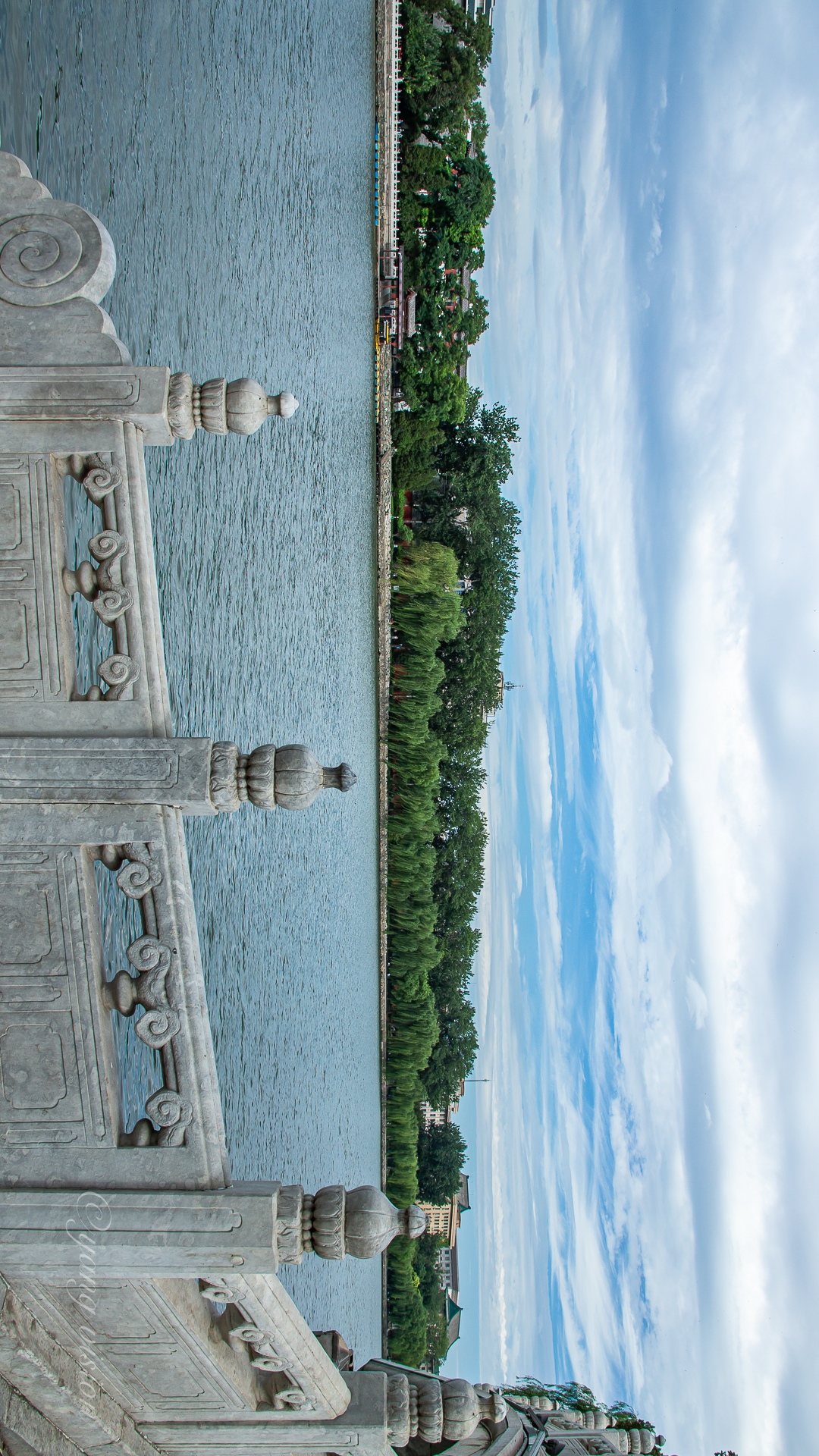 雨后的太液池畔
